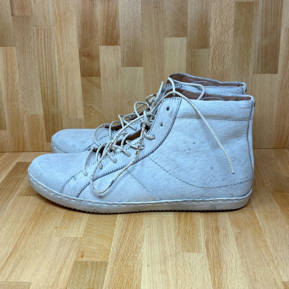 One x Oneteaspoon Fur Sneakers